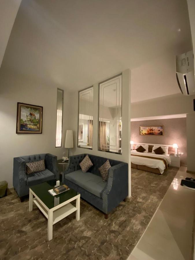 ديزرت رووز 3*